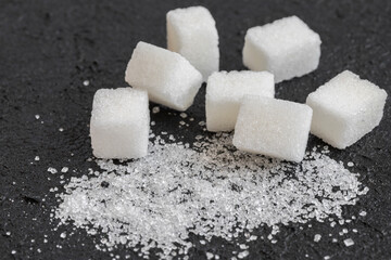 Image of sugar cubes and granulated sugar
