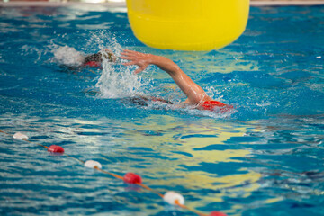 Indoor-Schwimm- /Triathlonwettkampf