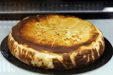 Tarta de queso con huevo horneada