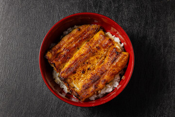 うなぎ　Eel and rice in a lacquered box