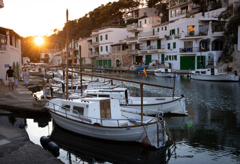 Fototapety na wymiar - Fototapeta24.pl