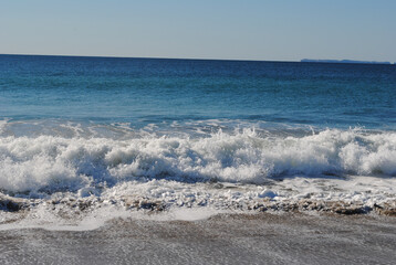 Crashing waves at the beach