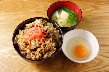 牛丼　和食