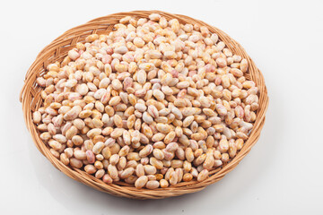  An annual herb from the legume family. The height is 60~100cm, and the leaves are alternate, three compound leaves, and have hairs.

