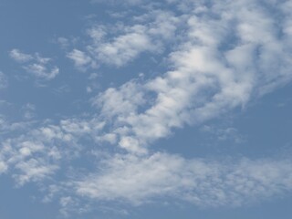 Fototapeta premium blue sky with white clouds