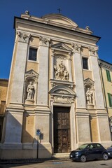 mantua, italien - fassade der kirche san martino