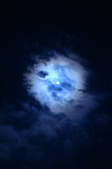 満月　スーパームーン　月空　月のある景色