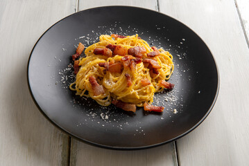 Pasta alla carbonara, pasta italiana, gastronomia europea 