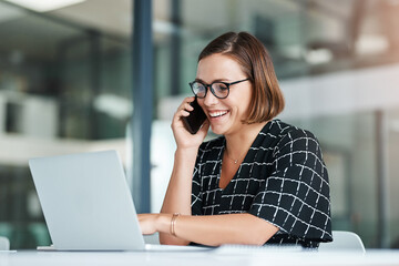 Smile, woman and phone call in office with laptop for work as receptionist, administrative support and multitasking skill. Female employee, online and conversation to confirm appointment and planning