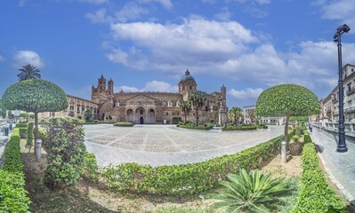 Panoramic picture of Palermo Cathedral and the forecourt without people © Aquarius