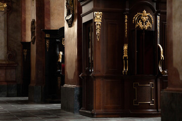 Wnętrze kościoła Farnego w Poznaniu © Magdalena