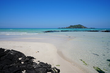 fascinating shoaling beach with far island