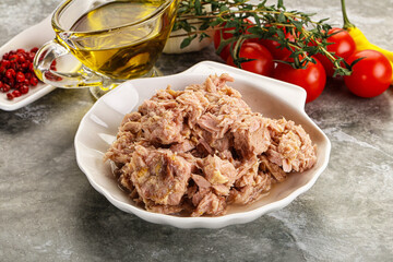 Canned tuna fillet for salad