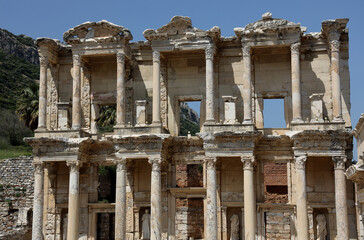 Fototapeta premium Celsus Library in the Roman city of Ephesus in Turkey