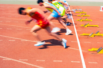 Fototapeta premium sprint start, The sprinters are at the starting line