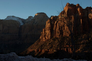 Experience the canyons and hiking paths of Zion National Park in Utah - a remote and desolate place where it is good to get away from it all