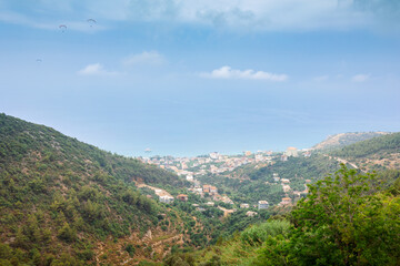 Naklejka premium Panoramic view of blue sea and sky on Alanya coastline. Landscape view of Mediterranean coast, Alanya, Turkey. High quality photo
