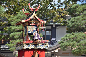 秋の高山祭、からくりの奉納