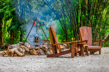 panoramic background of high mountain scenery, overlooking the atmosphere of the sea, trees and wind blowing in a cool blur, spontaneous beauty