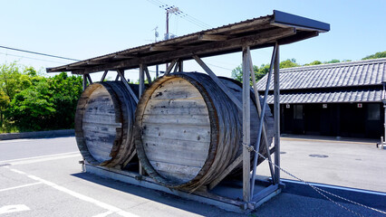 小豆島の醤油樽ベンチ