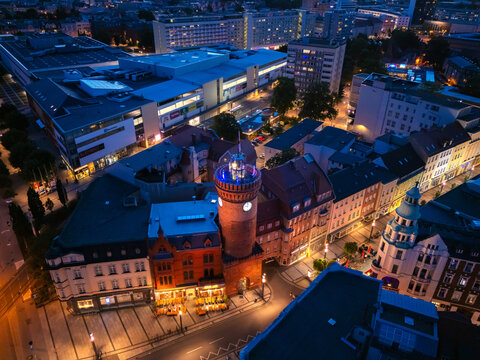 Spremberger Turm in Cottbus bei Nacht