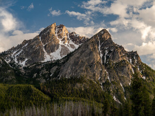 Obraz premium Rocky mountain closeup at sunset