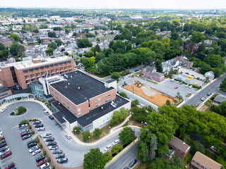 Obraz premium Aerial drone view of a hospital. 