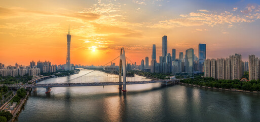 Fototapeta premium Modern city buildings and river in Guangzhou