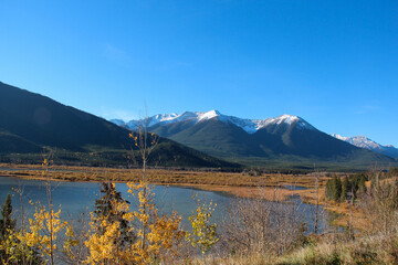 Obraz premium lake in the mountains