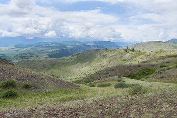 Fototapeta premium Mountain landscape Mountain Altai. Changeable weather in the mountains.