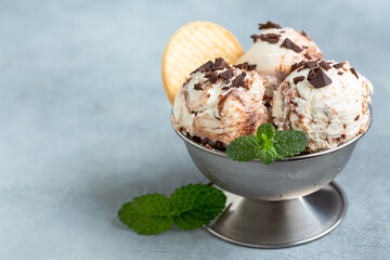 Chocolate and vanilla ice cream close-up.