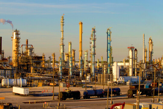 Oil and Gas refinery in Ohio