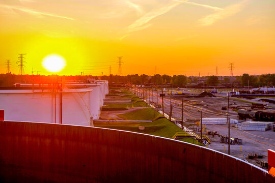 Oil and Gas refinery in Ohio