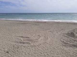 VEDUTA DELLA SPIAGGAI DI SALERNO,ITALIA,14 LUGLIO 2024.
