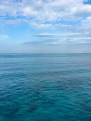 Obraz premium blue sky and sea