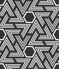 Vector seamless pattern. Geometric shapes pattern. Polygonal trellis on the base of triangular grid. Polygonal grid of striped elements, hehagons. Abstract seamless black and white vector background.