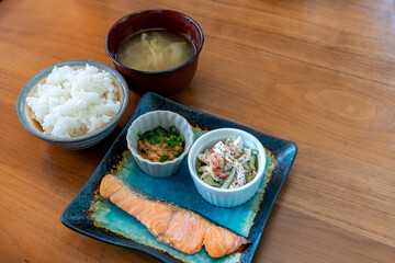 美味しそうな和風朝食
