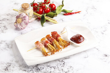 Grilled enoki mushroom with bacon