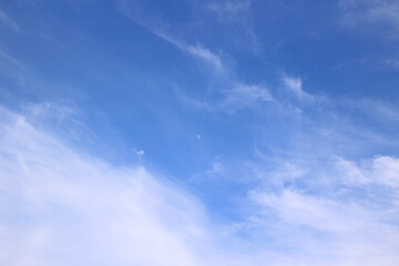 上弦の月　月のある景色