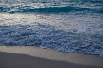 Amanecer en las playas de Cancún, Quintana Roo.