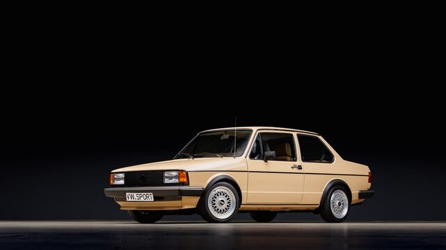 Portland, OR, USA
July 14, 2024
Volkswagen Jetta GLI parked showing the 