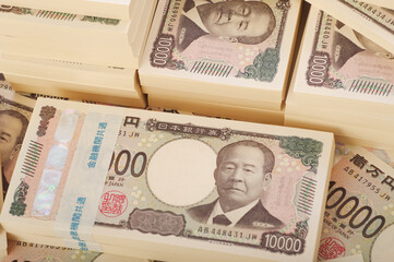 大量の一万円札の札束