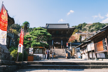 Historic temples and shrines that herald the arrival of autumn【Hase-dera Temple】