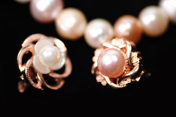 Close up of sea pearl bracelet
