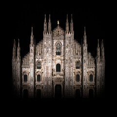 Fototapeta premium duomo di milano, facade of a cathedral