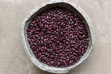 a group of beans laying on top of each other in a pile