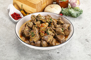 Chicken liver in cream sauce