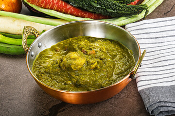 Indian cuisine - Chicken saagwala palak
