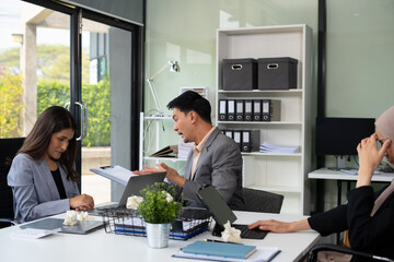 Failed teamwork concept, Boss is angry and blames the staff for poor work, the team leader's failure is not satisfied with the report.