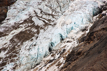 Glacier covered mountains in Mount Robson Provincial Park, British Columbia, Canada